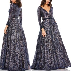 Elegant Navy Lace Evening Gown